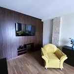 Comfort 2 65m2 アパート ワルシャワ
