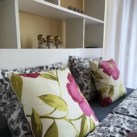 Comfort 2 65m2 Apartment *